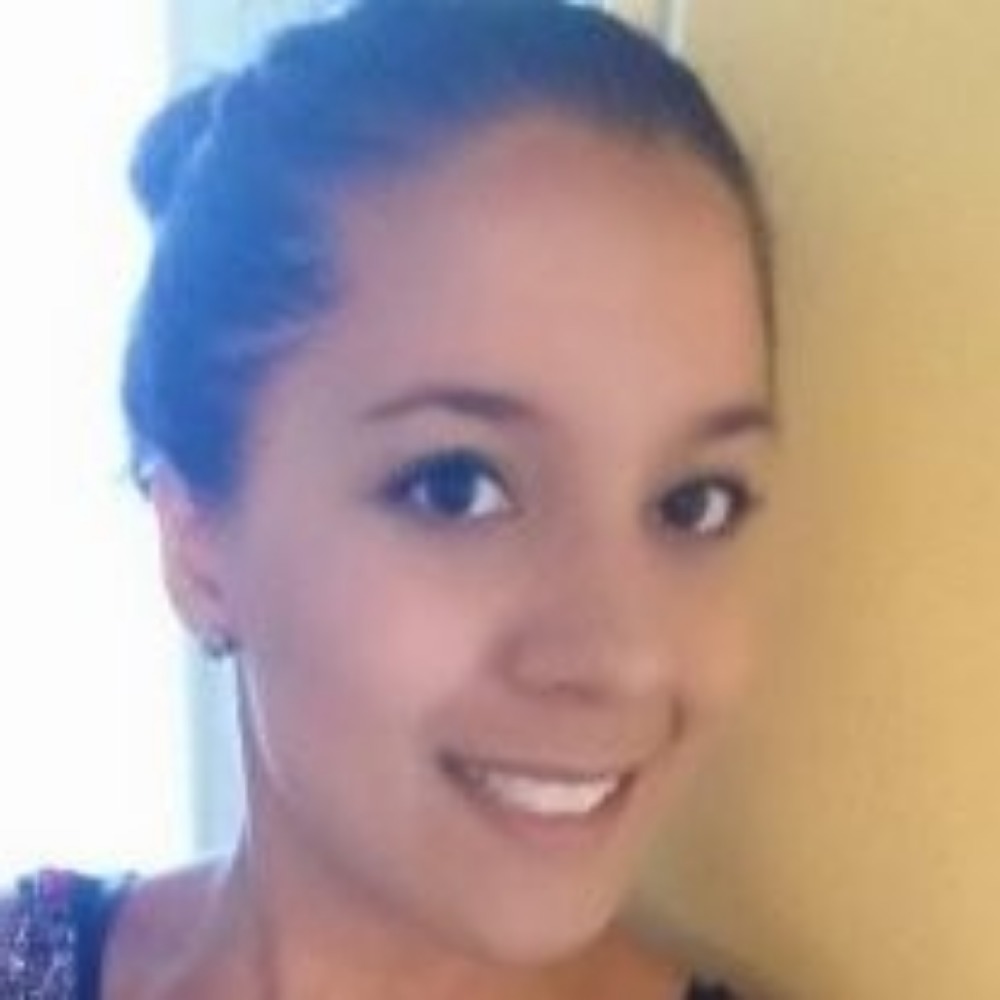 Meet your Posher, Yolanda